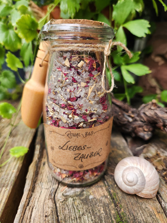 Ritualbad "Liebeszauber" / Badesalz / Rosenblüten / Rosen / Kräutermagie / Sinnlichkeit / bathsalt / Hexenwissen / Liebeszauber