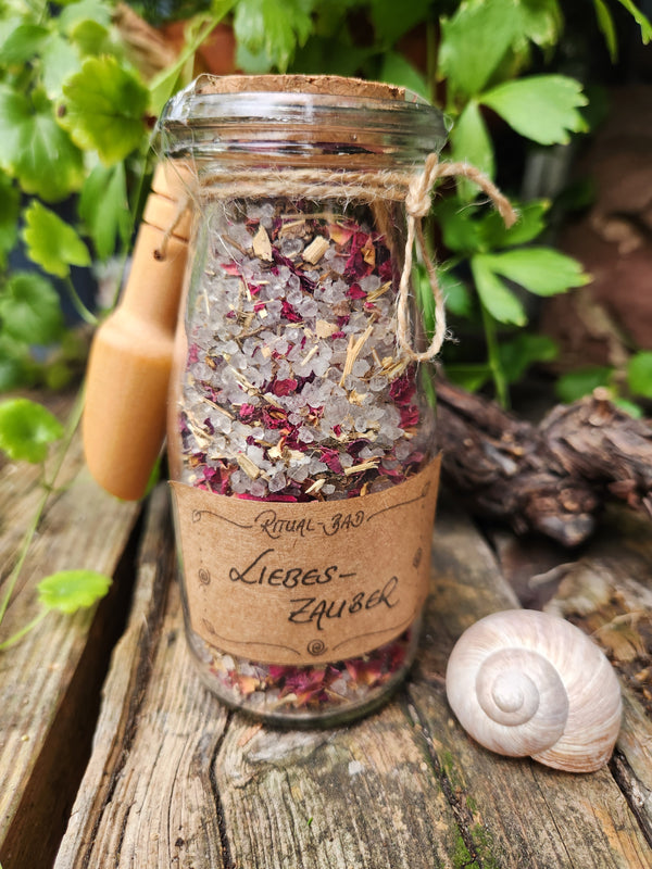 Ritualbad "Liebeszauber" / Badesalz / Rosenblüten / Rosen / Kräutermagie / Sinnlichkeit / bathsalt / Hexenwissen / Liebeszauber